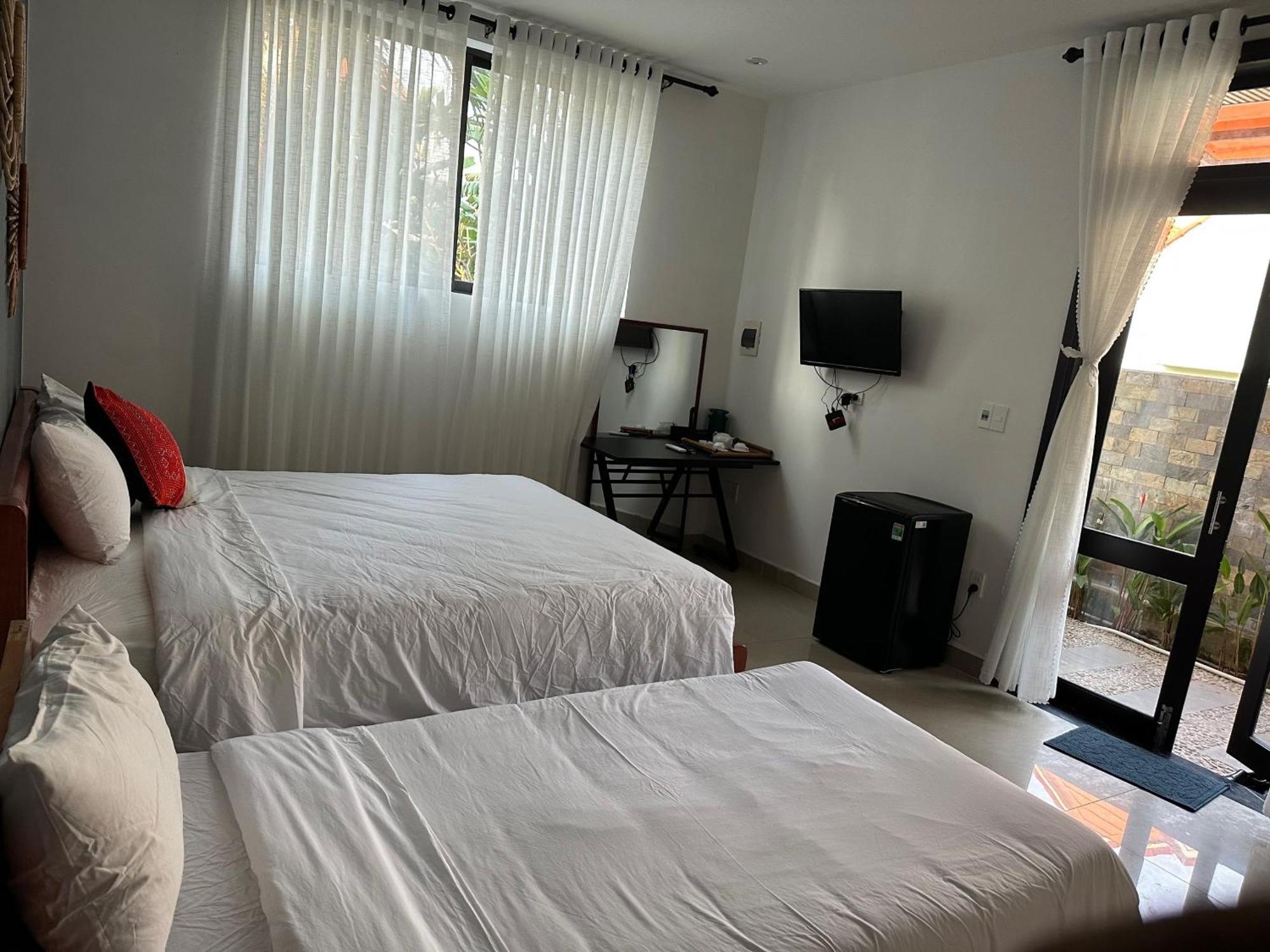 Water Palm Residence Hieu Nhon Exterior photo